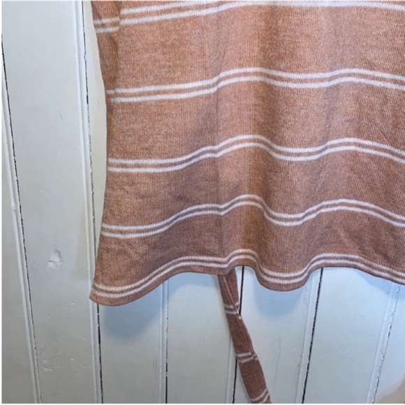 Lumiere Urban Outfitters Top Peach White Stripes Size M - Picture 3 of 9
